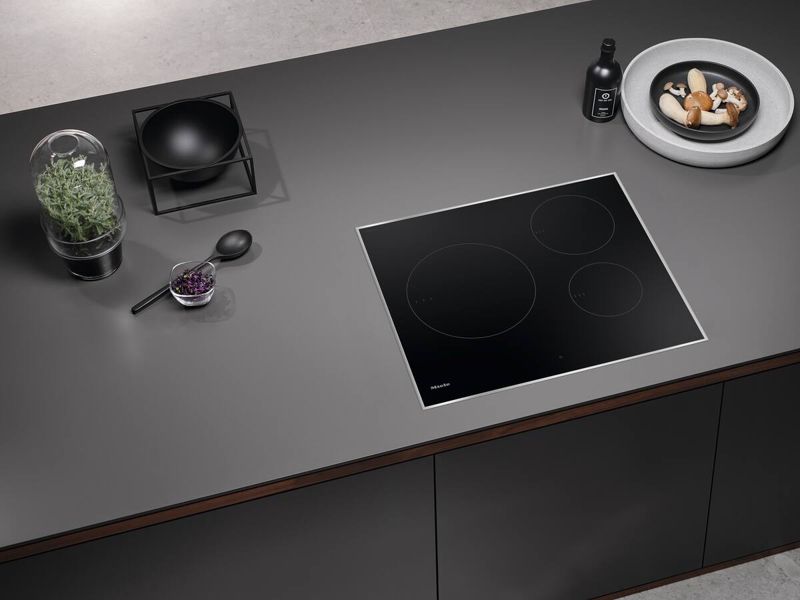 Miele KM 7720 FR, model KM 7720 FR — cooktops & rangetops specified and installed by iKitchen Cabinetry, view 3