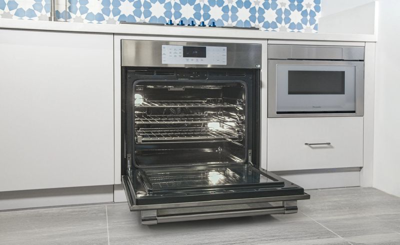Thermador ME301YP, model ME301YP — ovens specified and installed by iKitchen Cabinetry, view 3