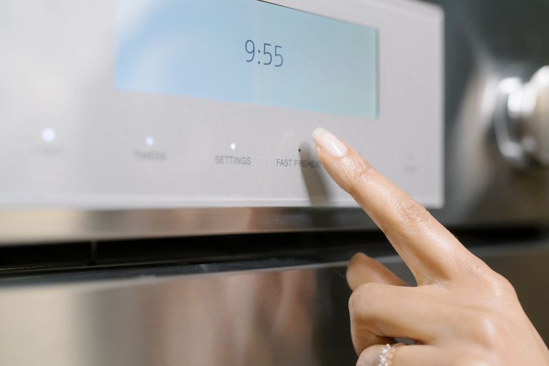 Thermador PO302W, model PO302W — ovens specified and installed by iKitchen Cabinetry, view 4