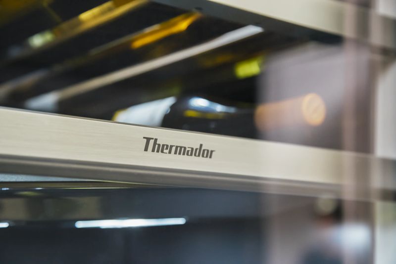 Thermador T24IW905SP, model T24IW905SP — refrigeration specified and installed by iKitchen Cabinetry, view 3
