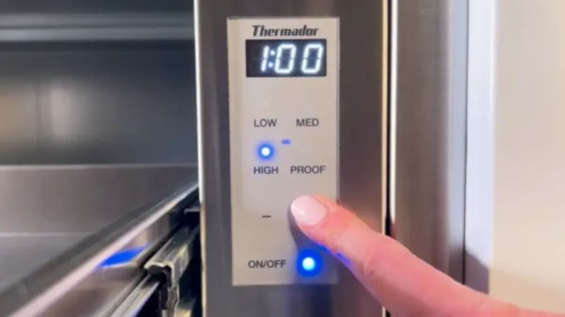 Thermador WD30WC, model WD30WC — ovens specified and installed by iKitchen Cabinetry, view 3
