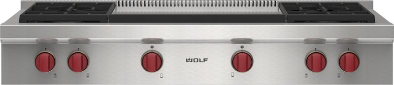 Wolf 48" Sealed Burner Rangetop - 4 Burners and Infrared Dual Griddle, model SRT484DG — ranges specified and installed by iKitchen Cabinetry, view 3