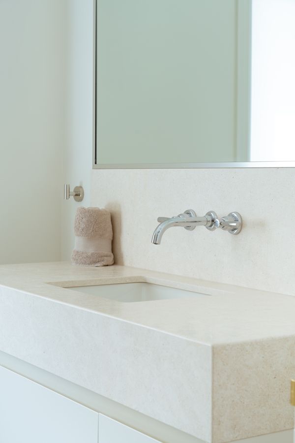 Docteur Penfield Residence — custom kitchens, bathroom vanities by iKitchen Cabinetry, view 14