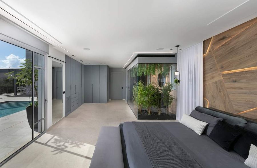 Hanging Garden Villa — built-ins & wall units, bathroom vanities, wall paneling by iKitchen Cabinetry, view 7