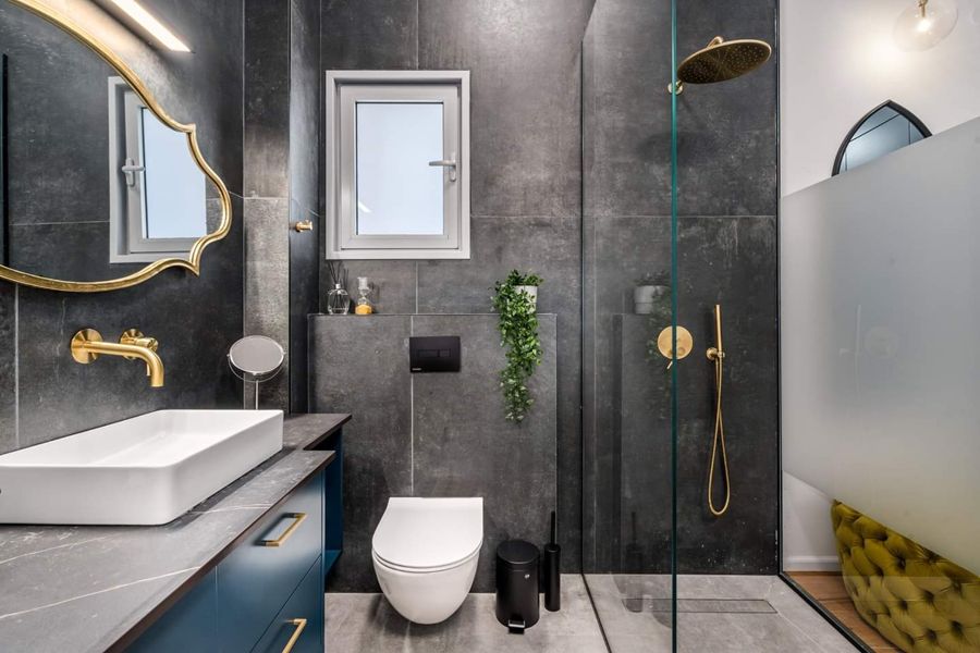 Petrol Blue and Brass Apartment — built-ins & wall units, bathroom vanities by iKitchen Cabinetry, view 9