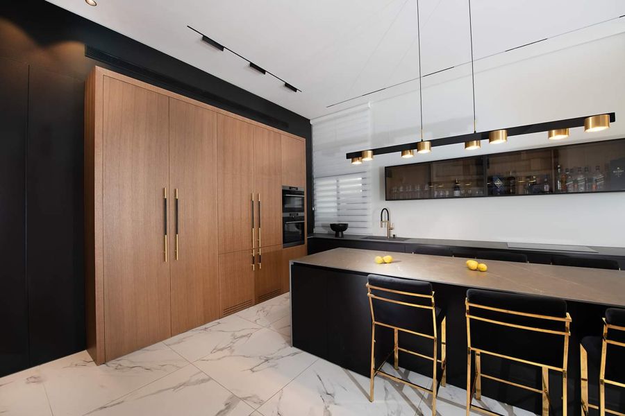 Sunken Lounge Residence — custom kitchens, built-ins & wall units, wall paneling, walk-in closets by iKitchen Cabinetry, view 2